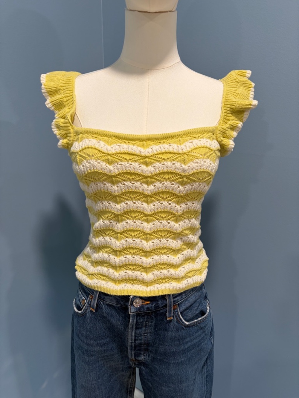 Heartloom Yellow White Knit Tank Top Size M Ruffle Strap Cottagecore Sweater